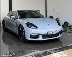 Porsche Panamera 4 E-Hybrid