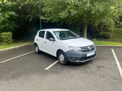 Sandero / Essence / 1 er Main / CT OK / Rien à Prévoir / Garantie