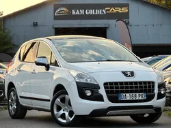 PEUGEOT 3008 1.6 HDI 115CH - Toit Pano - Jantes Alu - Régulateur de Vitesse - Clim - Affichage Tête Haute - Distribution Neuve