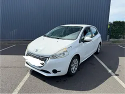 Peugeot 208 essence
