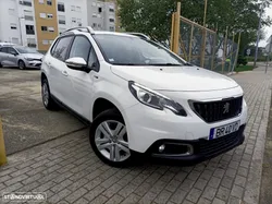Peugeot 2008 1.2 PureTech Style