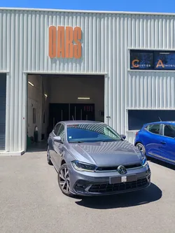 Volkswagen polo 1,0 95ch r-line, gris ascot, seulement 22500km 03/2024, garantie 12 mois