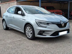 Megane 4 1.3 tce 115 business 5p / 1ere main / 85.040kms