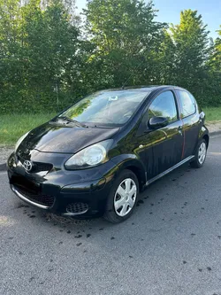 Toyota aygo blue