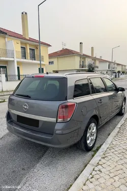 Opel Astra Caravan