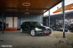 Volvo V60 2.0 B4 Essential Auto