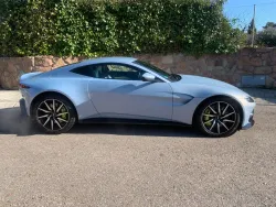 Aston Martin Vantage