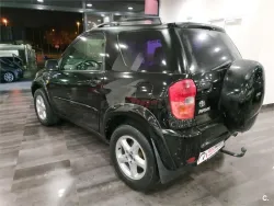 TOYOTA RAV-4 2.0 Sol