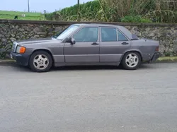 Mercedes-Benz 190 W201