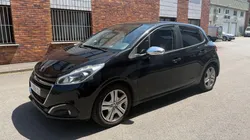 Peugeot 208 VTi essence 82CV BON ETAT