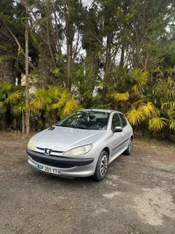 PEUGEOT 206 XR 1l4 I 75cv