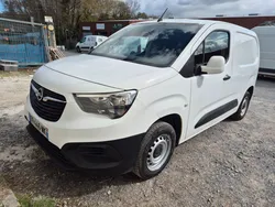 Opel COMBO L1 3 PLACES DIESEL 100 CV TRES BON ETAT PRIX TTC AFFICHE