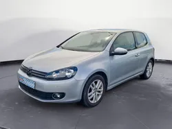 Volkswagen Golf VI 1.6 TDI 105ch DSG7 / GPS / Bluetooth / Radars avants et arrières