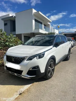 Peugeot 5008 1.5 BlueHDi Allure Pack EAT8