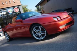 Alfa Romeo Spider 916 2.0 JTS 165 cv