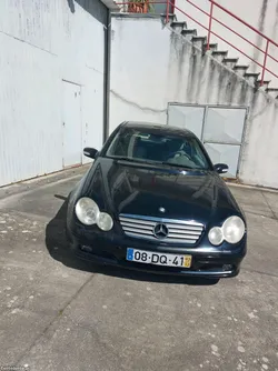Mercedes-Benz A 220 sport coup