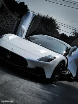 Maserati MC20