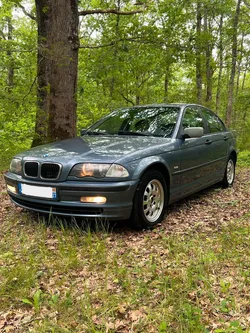 BMW Série 3 320d e46 - révisée - aucun frais à prévoir