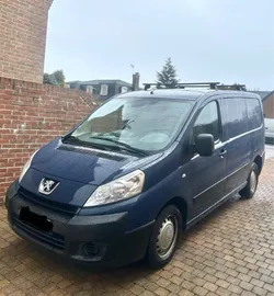 Peugeot Expert/Jumpy 2.0 120 L1h1 2010 en très état général Révisé et Garantie