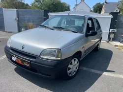 Renault Clio 1.2i Chipie 5 portes