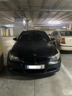 BMW 320 Sedan