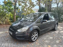 Ford S-Max Titanium