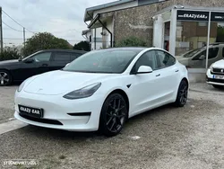 Tesla Model 3 RWD