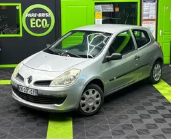 Renault Clio 3 / 1.2i (75ch) - Vitres électriques - Pneu Neufs
