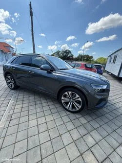 Audi Q8 50 TDI quattro Tiptronic
