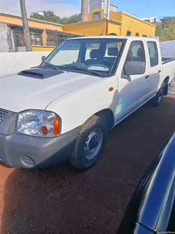 Nissan Navara D22