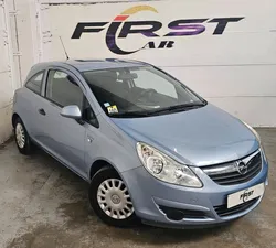 Opel corsa 1.2 Edition 80 ch 98000 km garantie revision à jours Aucun frais à prévoir