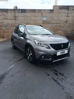 Peugeot 2008 1.2 Pure Tech GT Line Pack