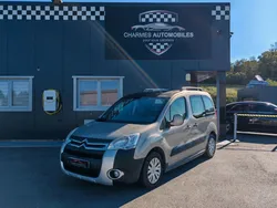 Citroen berlingo xtr 1.6 hdi 110 CV avec le grip control 4x4 5 places double portes latérales au tarif de 5 499 a saisir