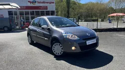 Renault Clio III Zen 5 portes 1.2 16V 75