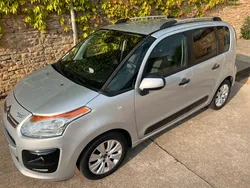 A SAISIR C3 PICASSO 1.6L HDI 92CH. MILLENIUM suivi GARAGE