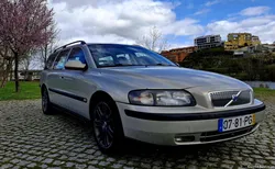 Volvo V70 T5