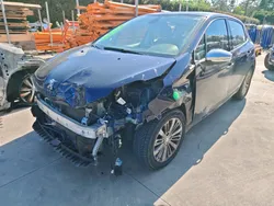 Peugeot 208 accidentée