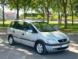 Opel Zafira 2.0 DTi Elegance
