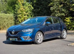 RENAULT MÉGANE IV Business Distri neuve – 1.5 Blue dCi 115ch