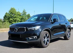 VOLVO XC40 T2 Inscription 129 Geartronic 8 + toit panoramique