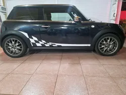 MINI Cooper R56