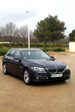 BMW 520 520dA Touring Luxury