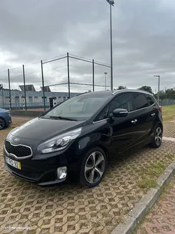 Kia Carens 1.7 CRDi ISG TX 7DCT
