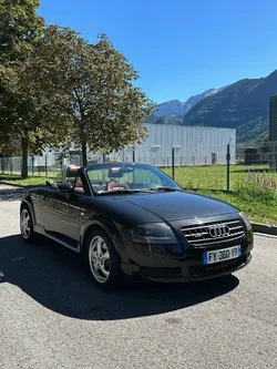AUDI TT Quattro 1.8i Turbo Roadster 225cv ( Édition Baseball )