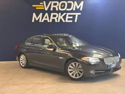 BMW 550i 4.4 407ch Luxe - 2010 - 164 500 km - Toit ouvrant - Affichage tête haute - caméra 360