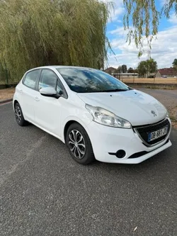 Peugeot 208 Access 1.4HDI Diesel 2013