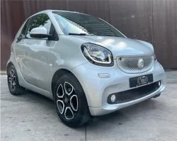 Smart fortwo cabrio prime / 90 ch / capote noire / cuir chauffant / boîte auto / 76 000 km / état irréprochable