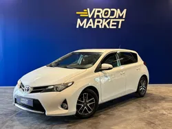 TOYOTA Auris D-4D 90ch Dynamic - Caméra de recul - Entretien complet