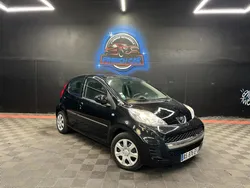 PEUGEOT 107 1.0i 68 CH / BOITE AUTOMATIQUE / Trendy PHASE 2