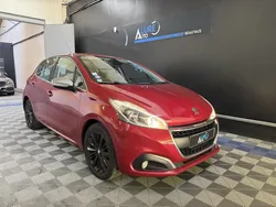 PEUGEOT 208 1.2i Pure Tech - 110 Allure - Carplay / Courroie faite